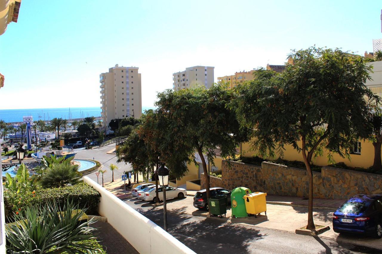 Puerto Blanco Apartment Estepona Exterior photo