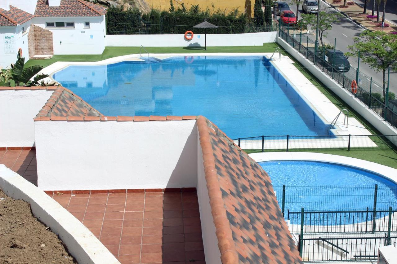 Puerto Blanco Apartment Estepona Exterior photo